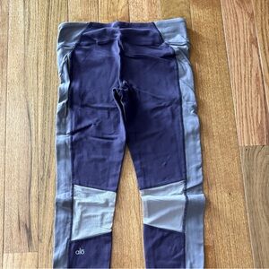 Alo ASCENDANT Purple/Gray Leggings - Size
M - Good condition!